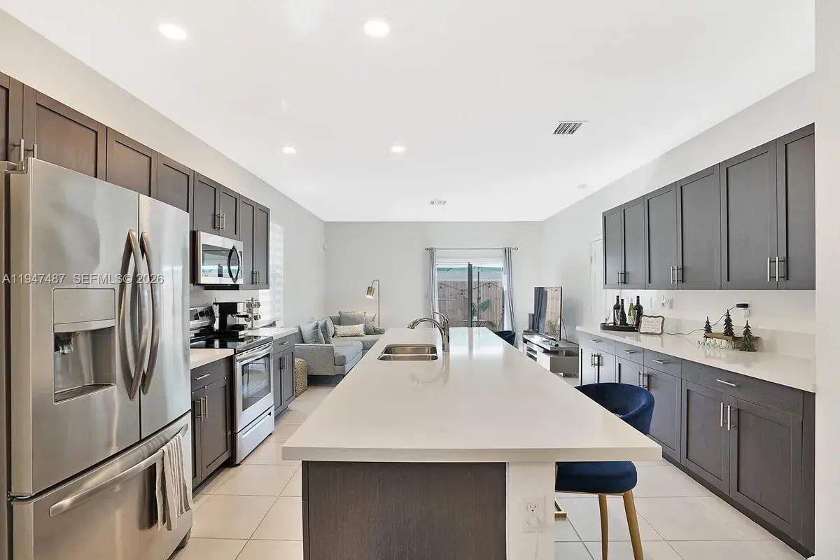 1526 SW 29th St, Fort Lauderdale FL 33315