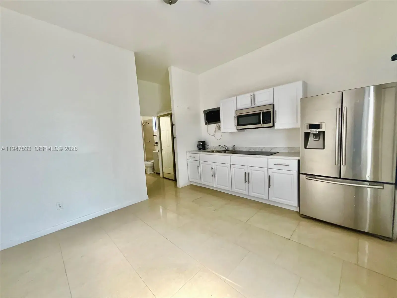 2516 Cleveland St # B, Hollywood FL 33020