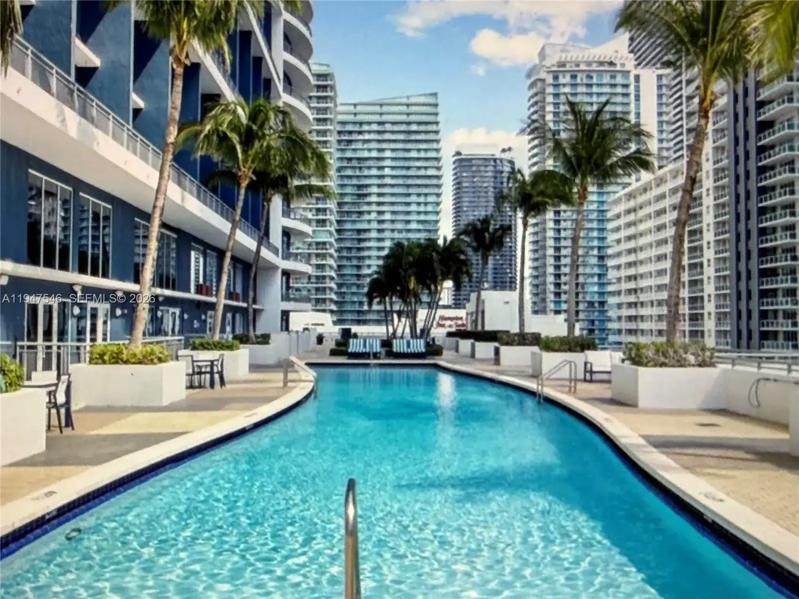 60 SW 13th St # 3214, Miami FL 33130 photo 2