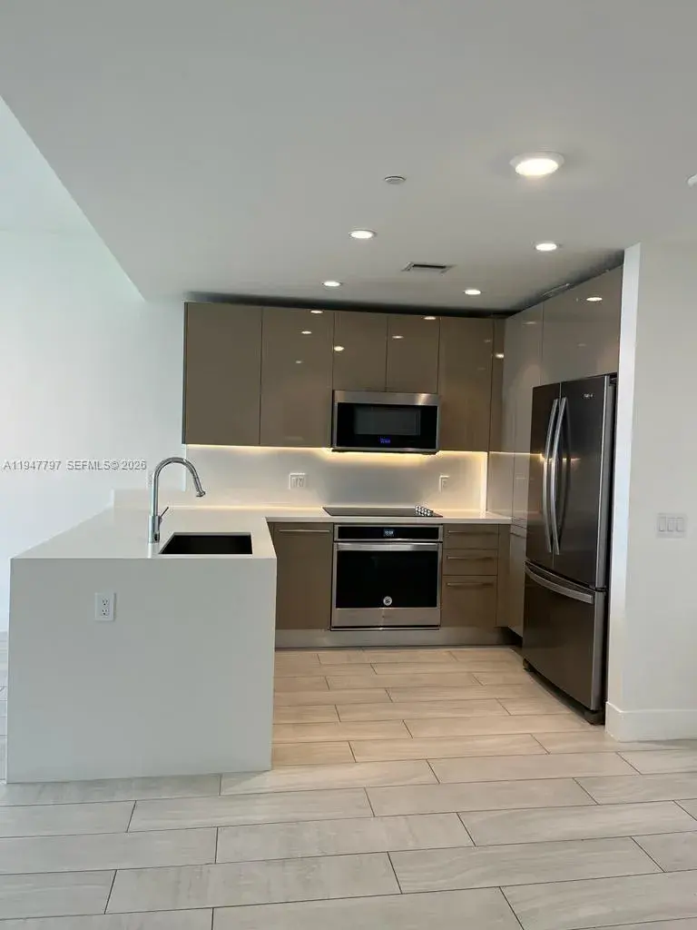 2000 Metropica Way # 1602, Sunrise FL 33323
