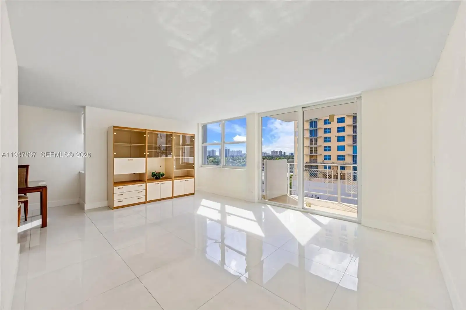 430 Golden Isles Dr # 707, Hallandale Beach FL 33009 photo 3