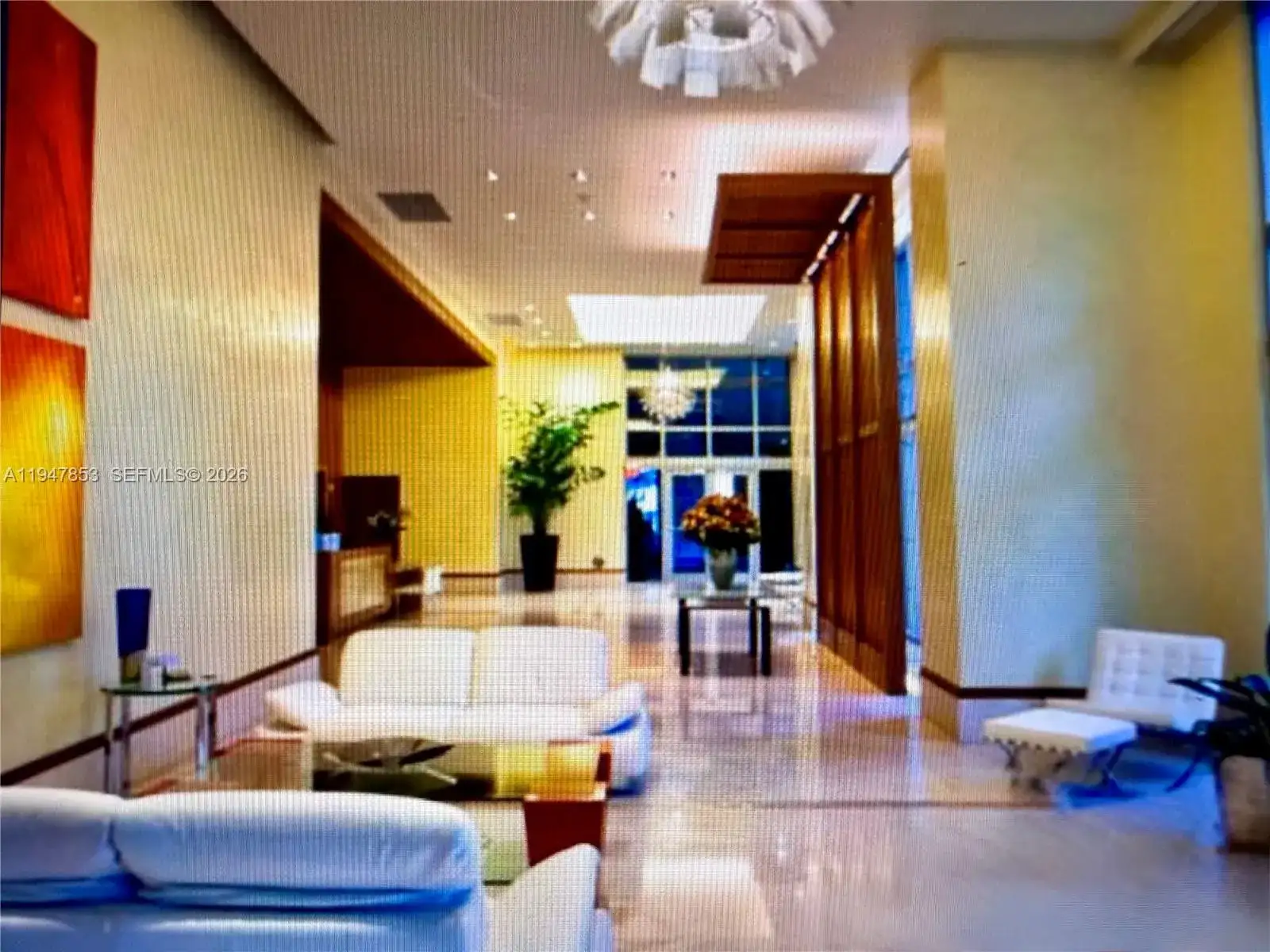 1050 Brickell Ave # 1816, Miami FL 33131 photo 2
