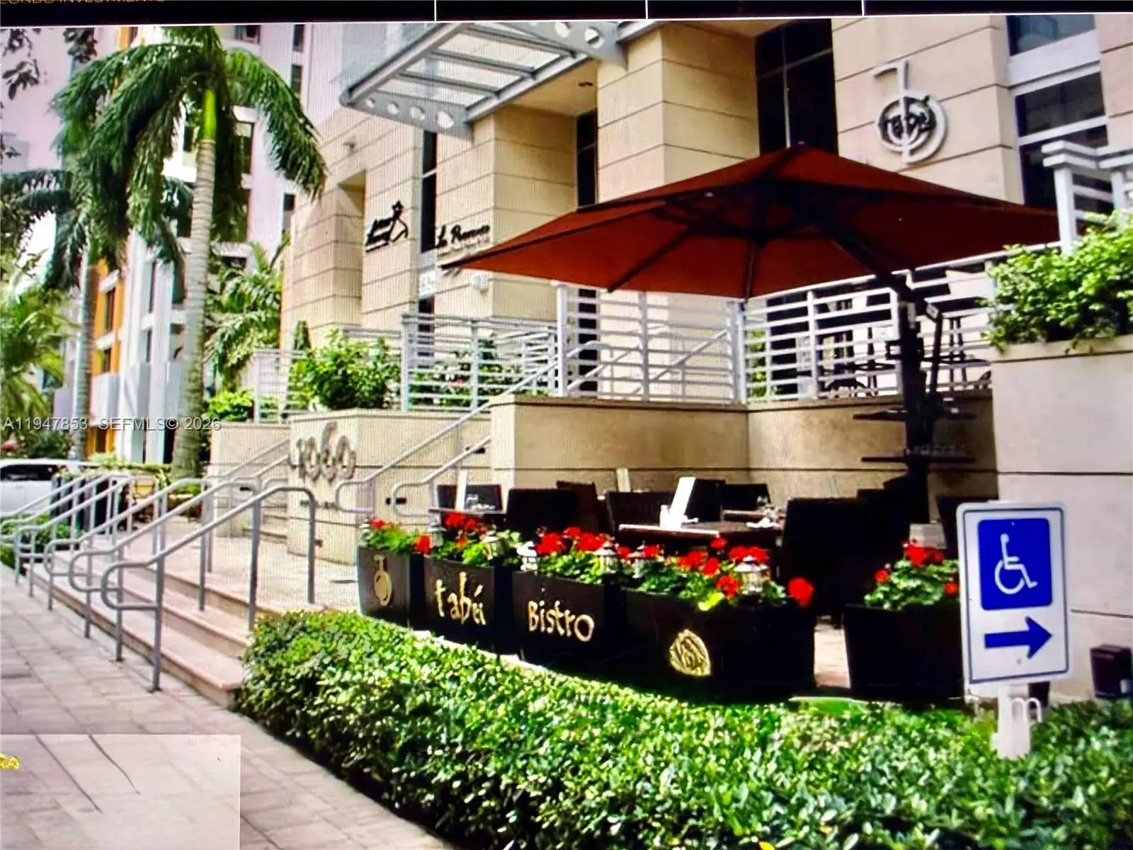 1050 Brickell Ave # 1816, Miami FL 33131 photo 4