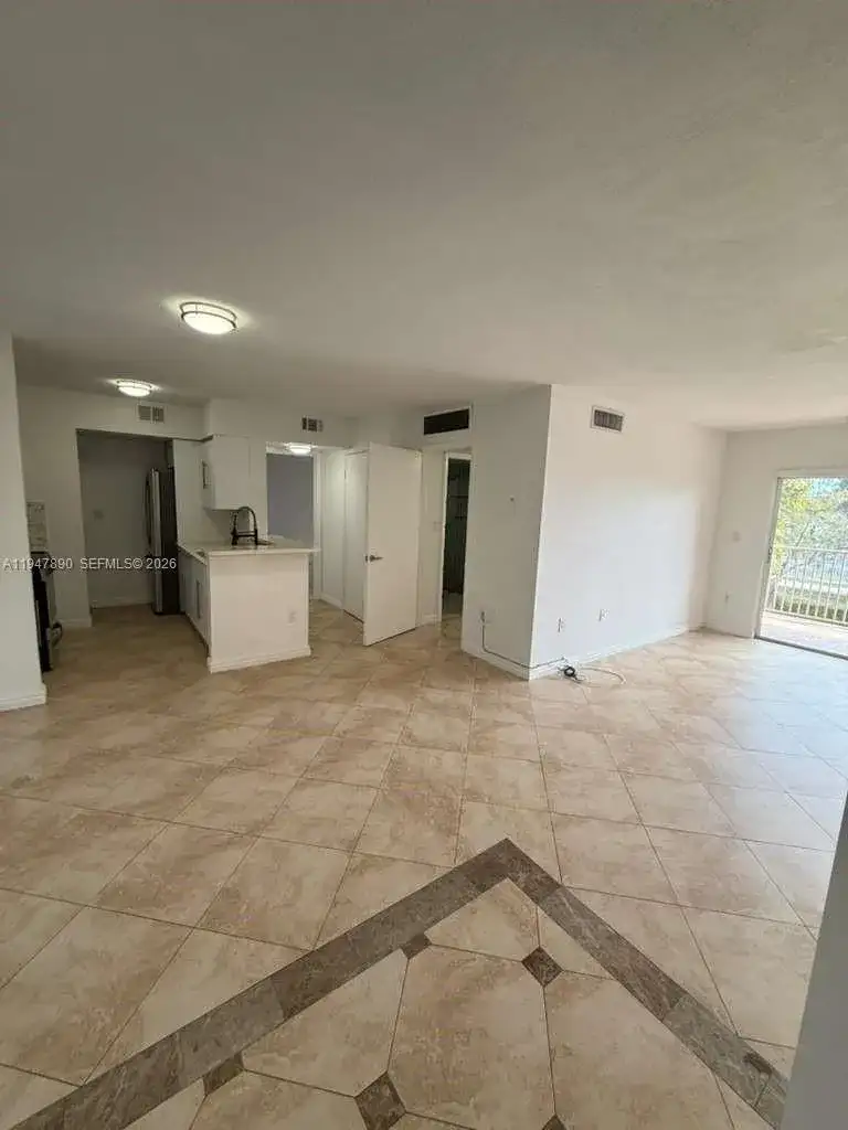 15221 SW 80th St # 313, Miami FL 33193 photo 5