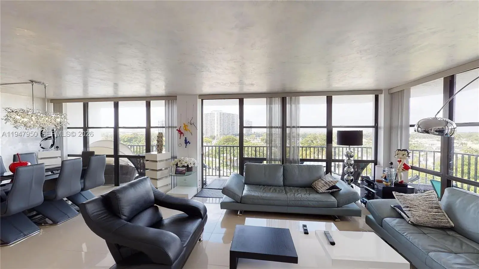 800 Parkview Dr # 709, Hallandale Beach FL 33009