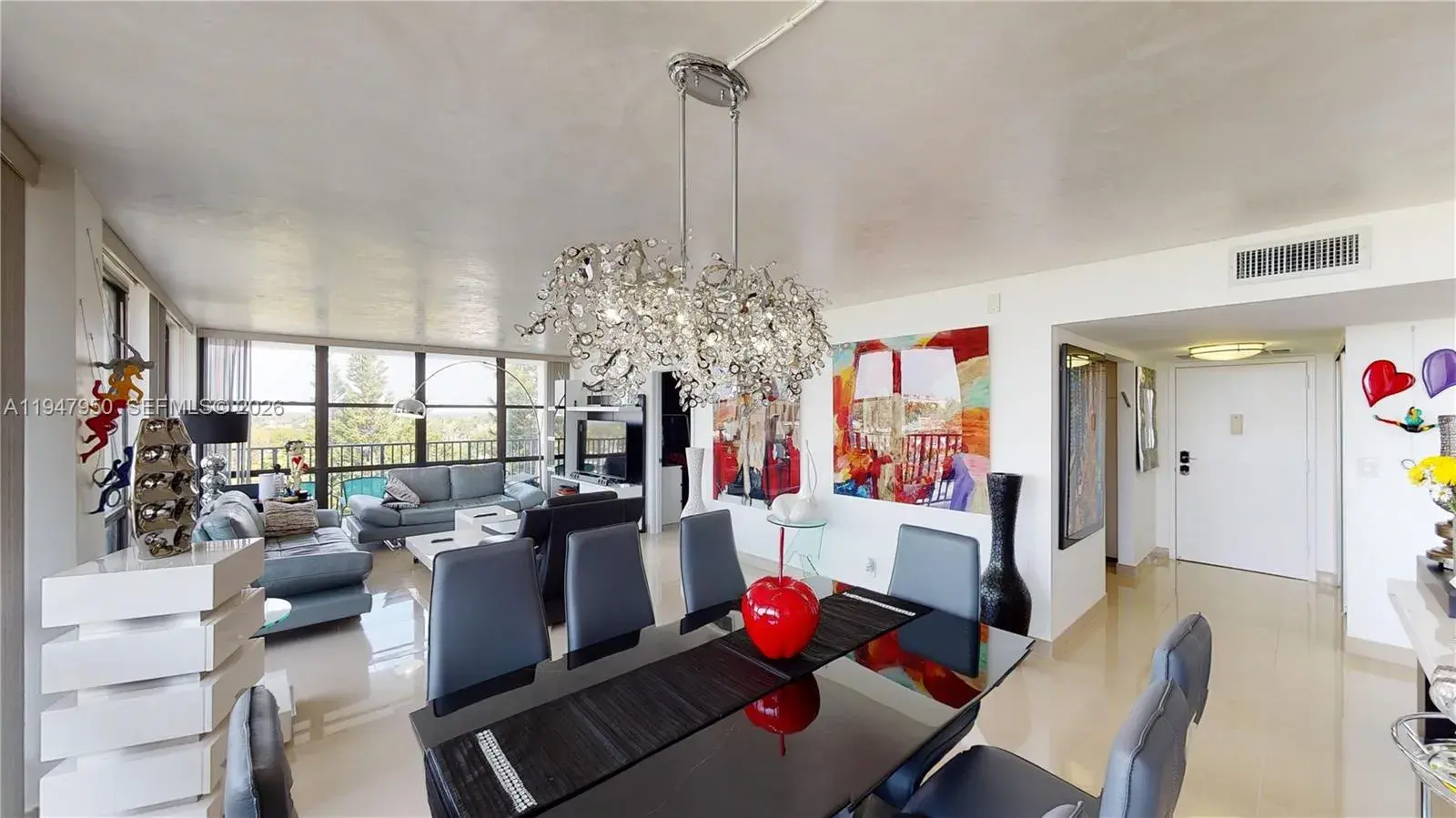 800 Parkview Dr # 709, Hallandale Beach FL 33009