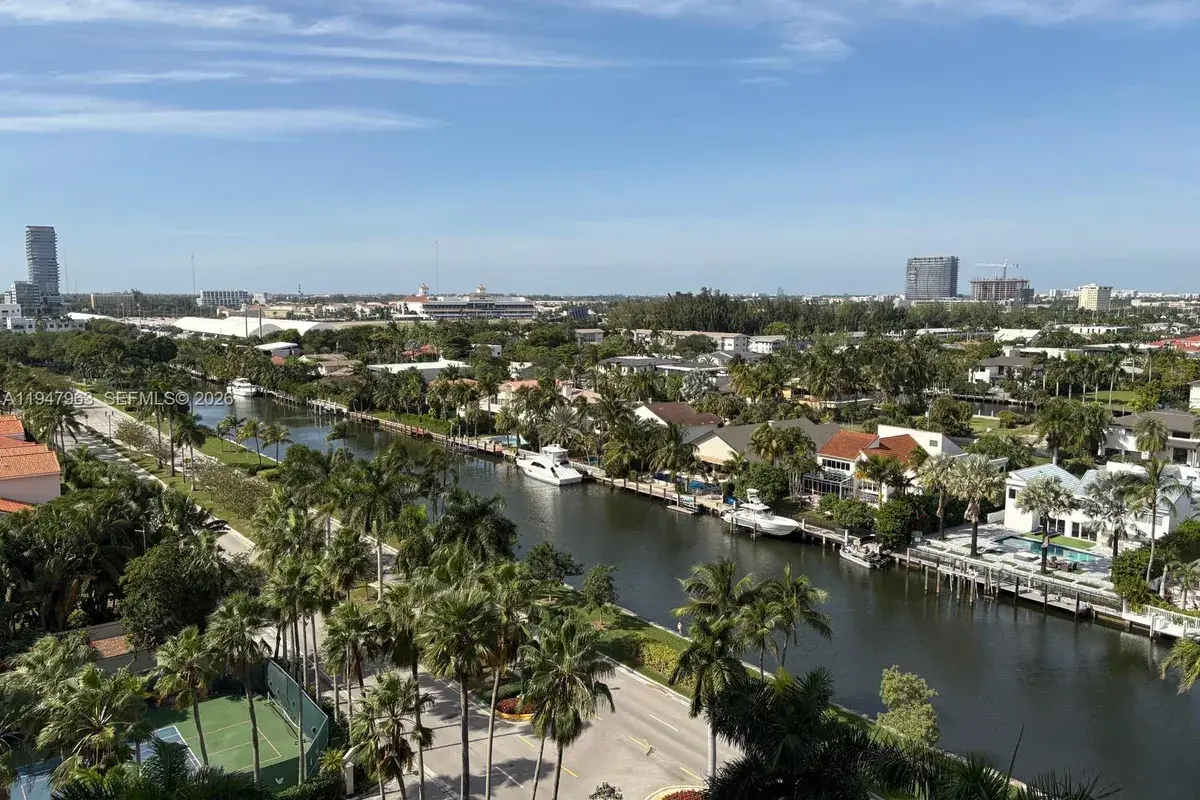 3600 Yacht Club Dr # 1001, Aventura FL 33180