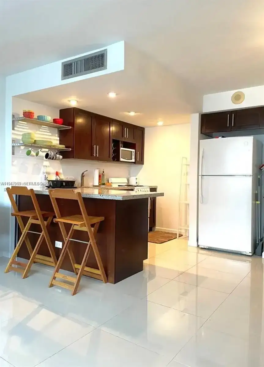 251 174th St # 1810, Sunny Isles Beach FL 33160 photo 2