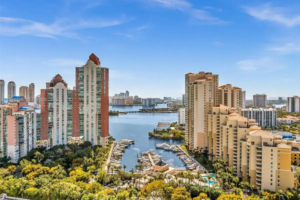 3340 NE 190th St # 704, Aventura FL 33180