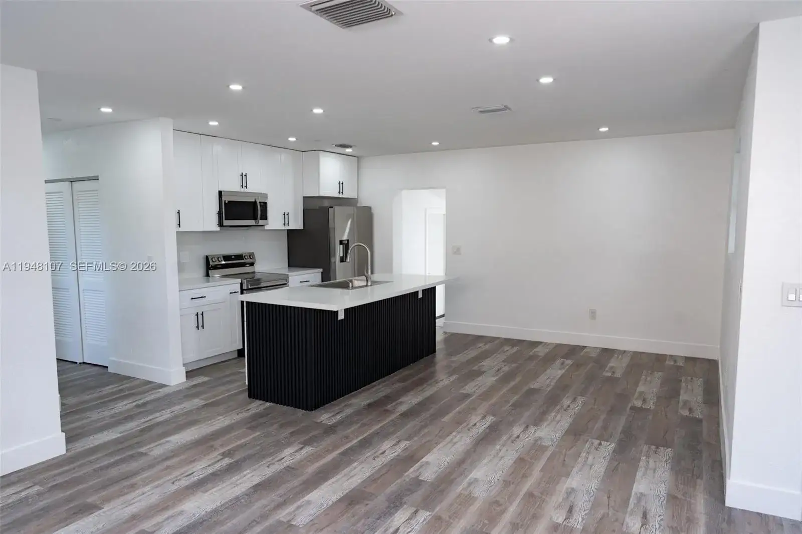 2600 NW 108th St, Miami FL 33167 photo 5
