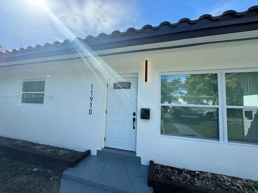 11912 NE 10th Ave # 2, Biscayne Park FL 33161 photo 4