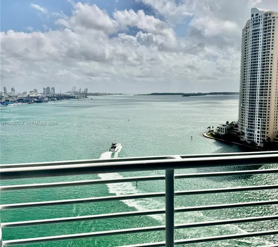 325 S Biscayne Blvd # 2226, Miami FL 33131