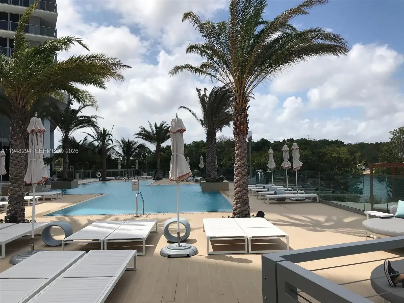 16385 Biscayne Blvd # 3005, North Miami Beach FL 33160 photo 2
