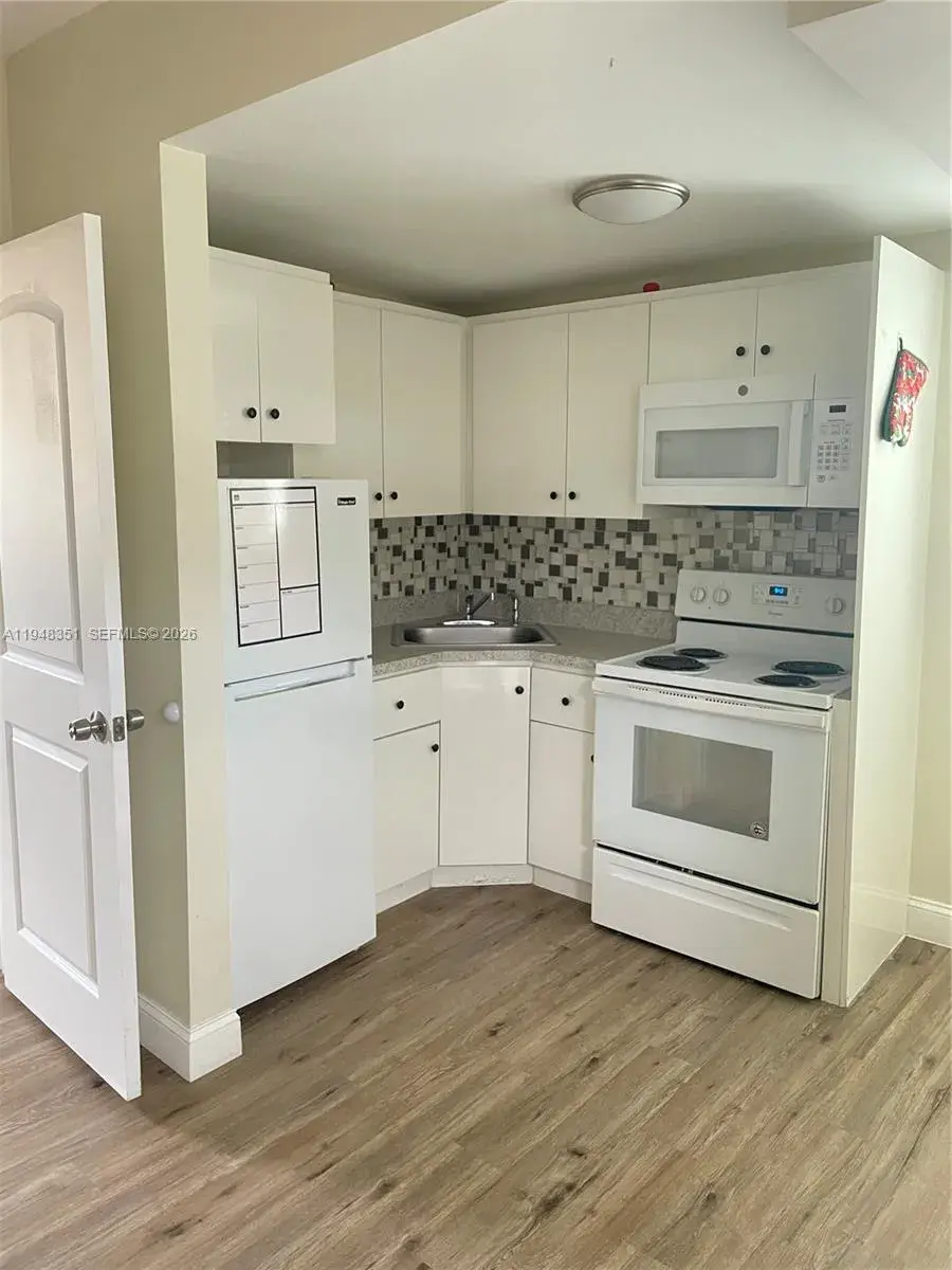 1935 Liberty St # 1, Hollywood FL 33020