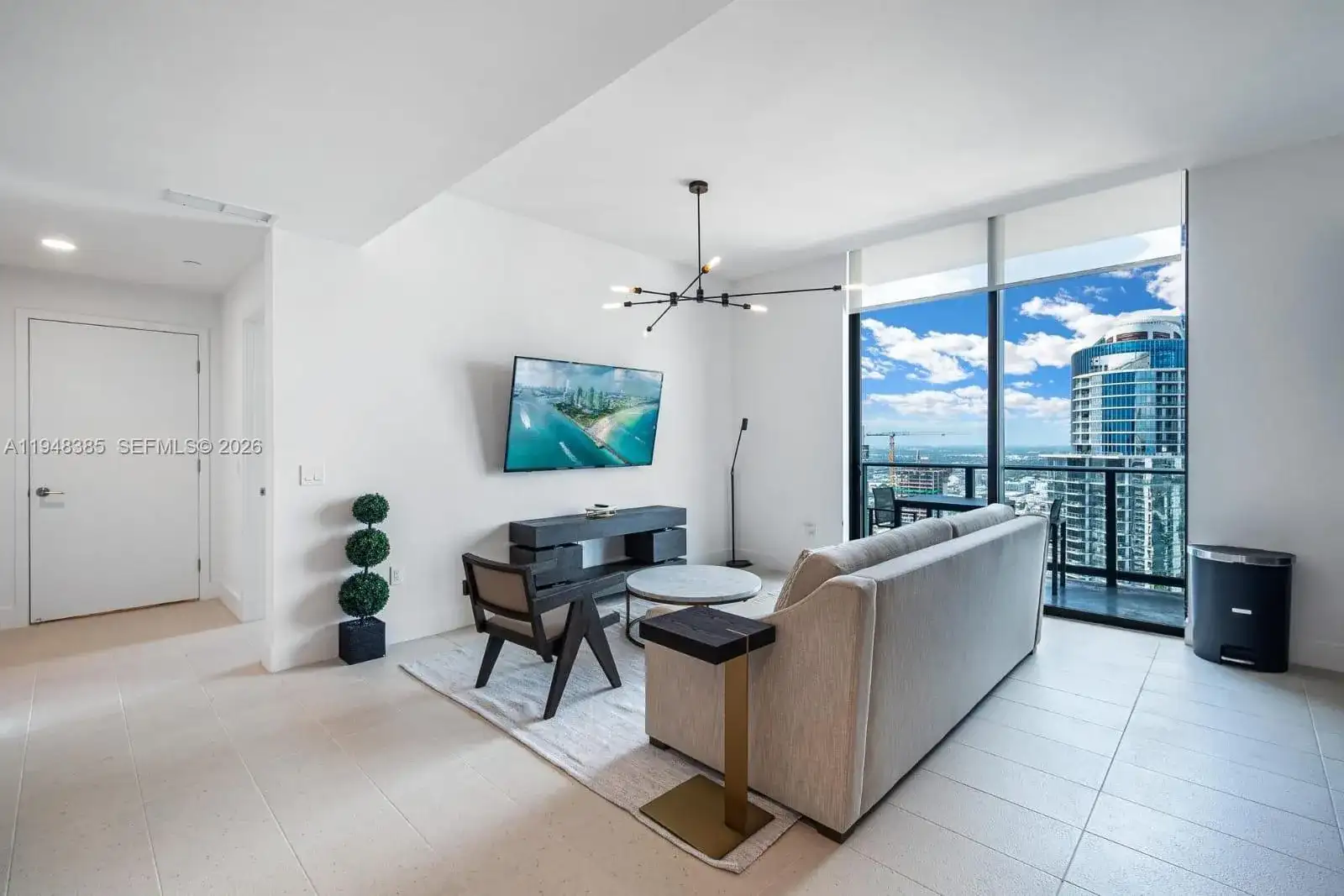 159 NE 6th St # 5101, Miami FL 33132 photo 3