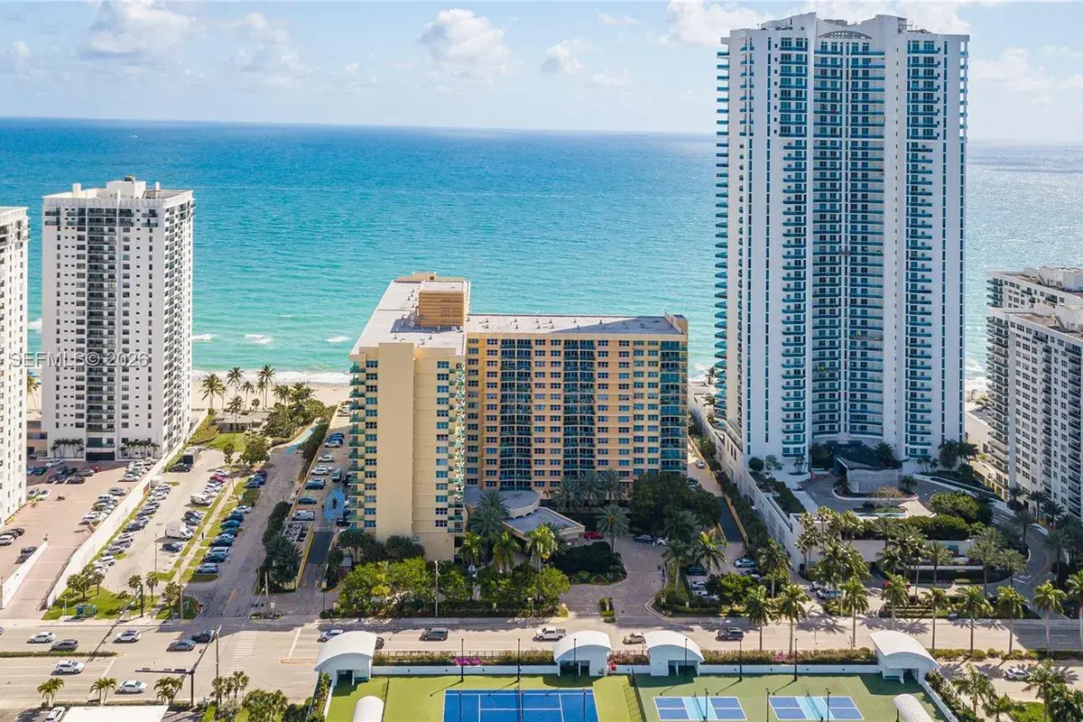 2501 S Ocean Dr # 1033, Hollywood FL 33019