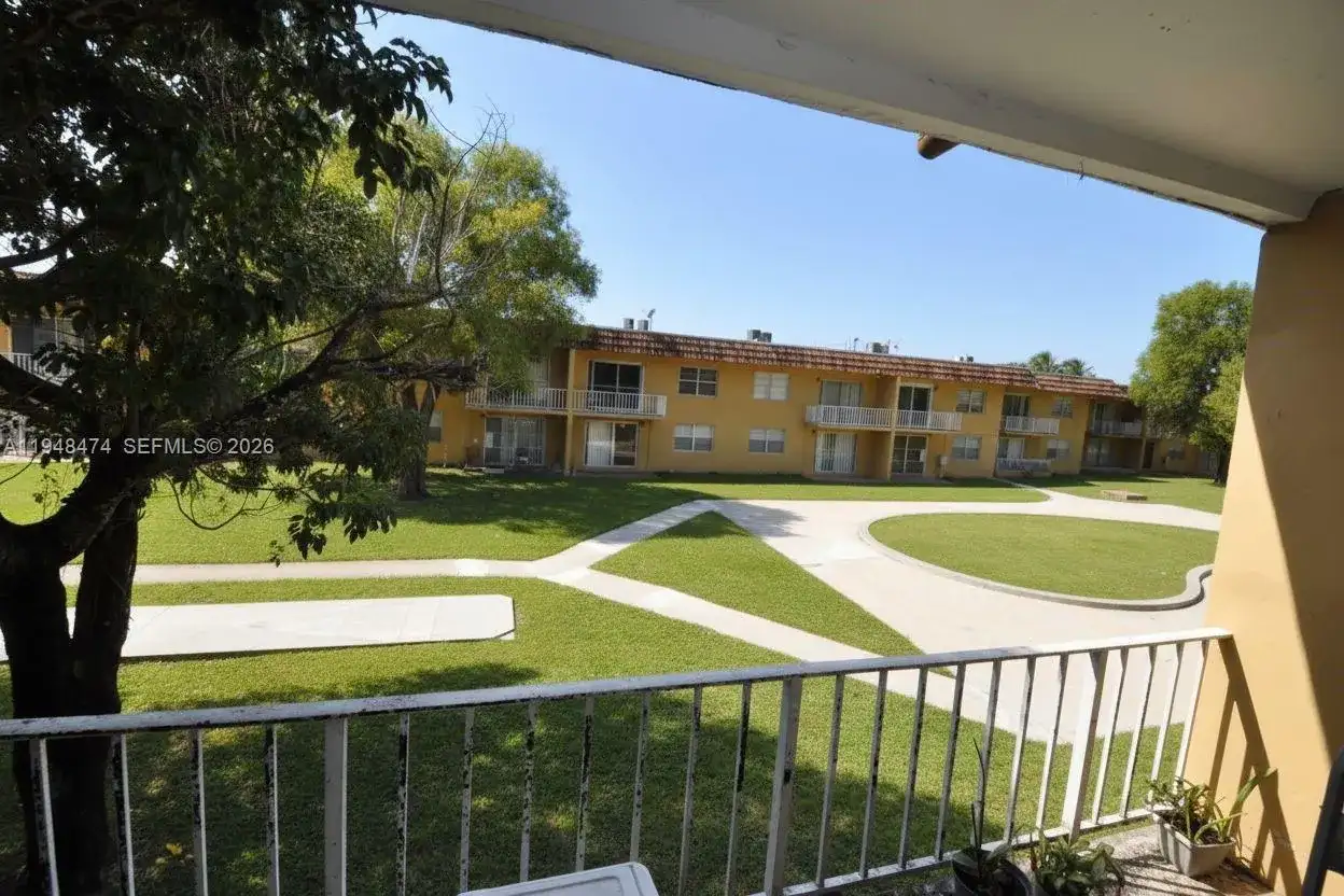 505 NW 177th St # 210, Miami Gardens FL 33169 photo 3