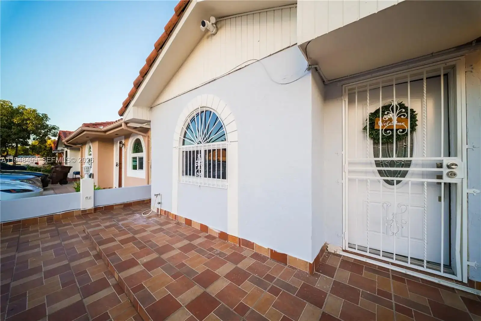 5445 W 27th Ln, Hialeah FL 33016 photo 3