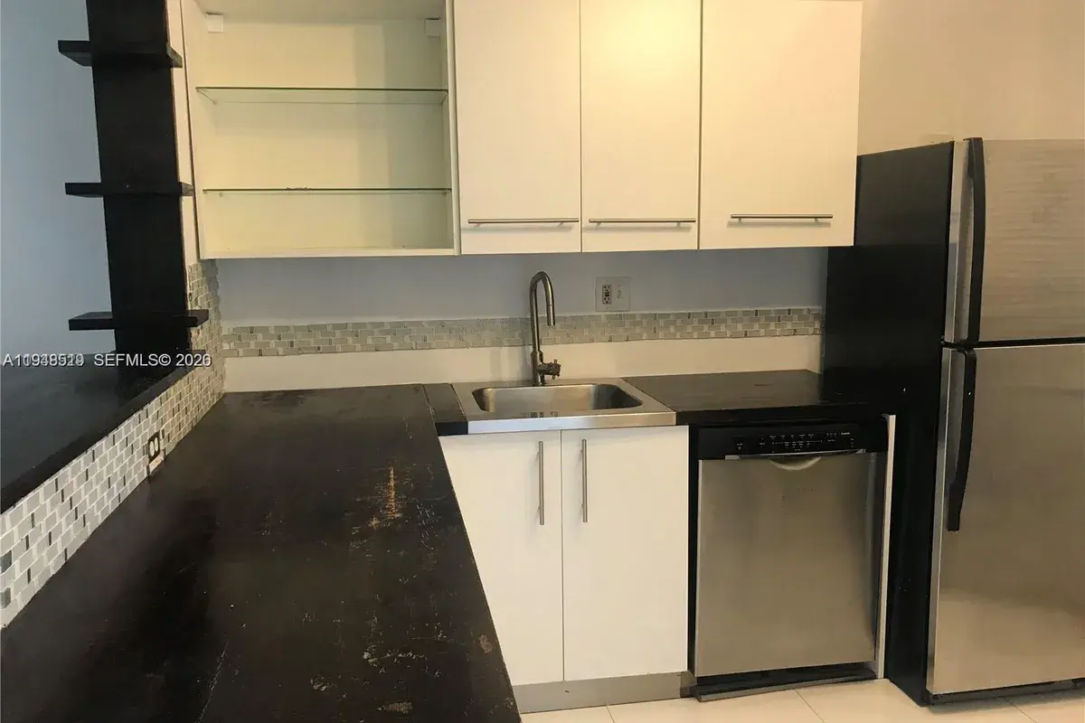8040 N Colony Cir N # 101, Tamarac FL 33321
