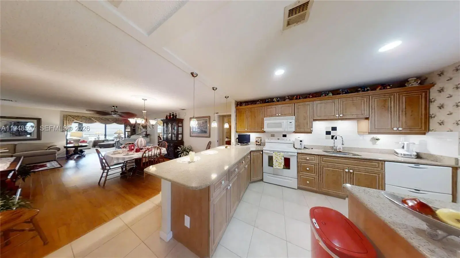 1527 Edgewater Circle, Fort Myers FL 33919