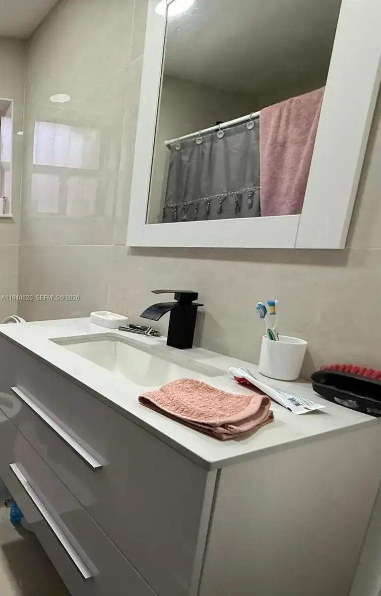411 W 31st Pl # 2, Hialeah FL 33012 photo 5