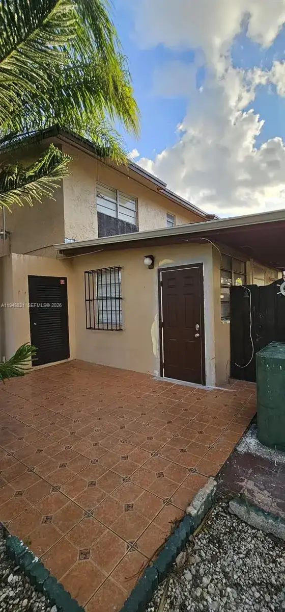 120 SW 108th Ave # I1, Sweetwater FL 33174 photo 2