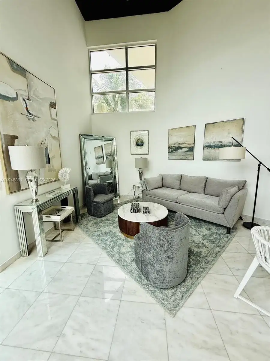 7700 Collins Ave # 5, Miami Beach FL 33141 photo 4