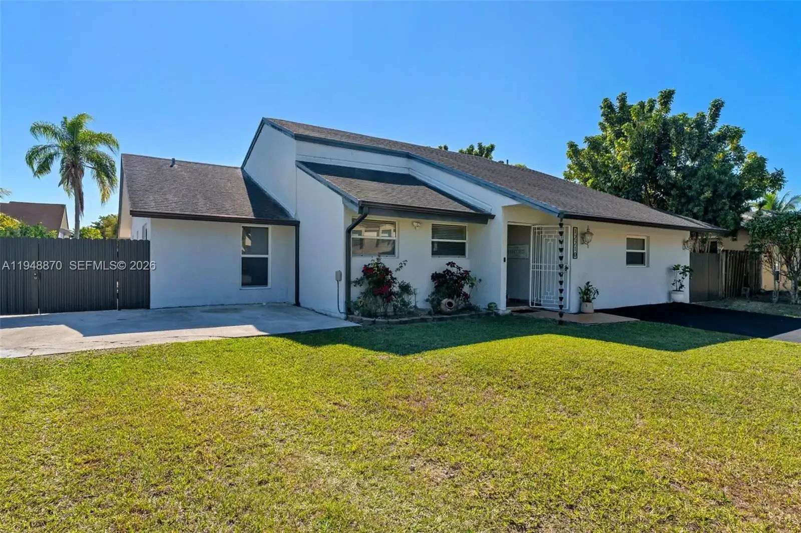12210 SW 92nd St, Miami FL 33186 photo 2