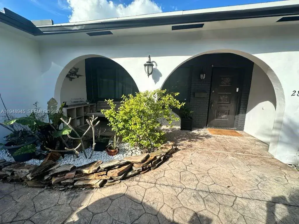 2827 Mckinley St # 0, Hollywood FL 33020