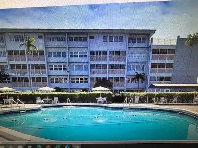 215 SE 3rd Ave # 307B, Hallandale Beach FL 33009 photo 4