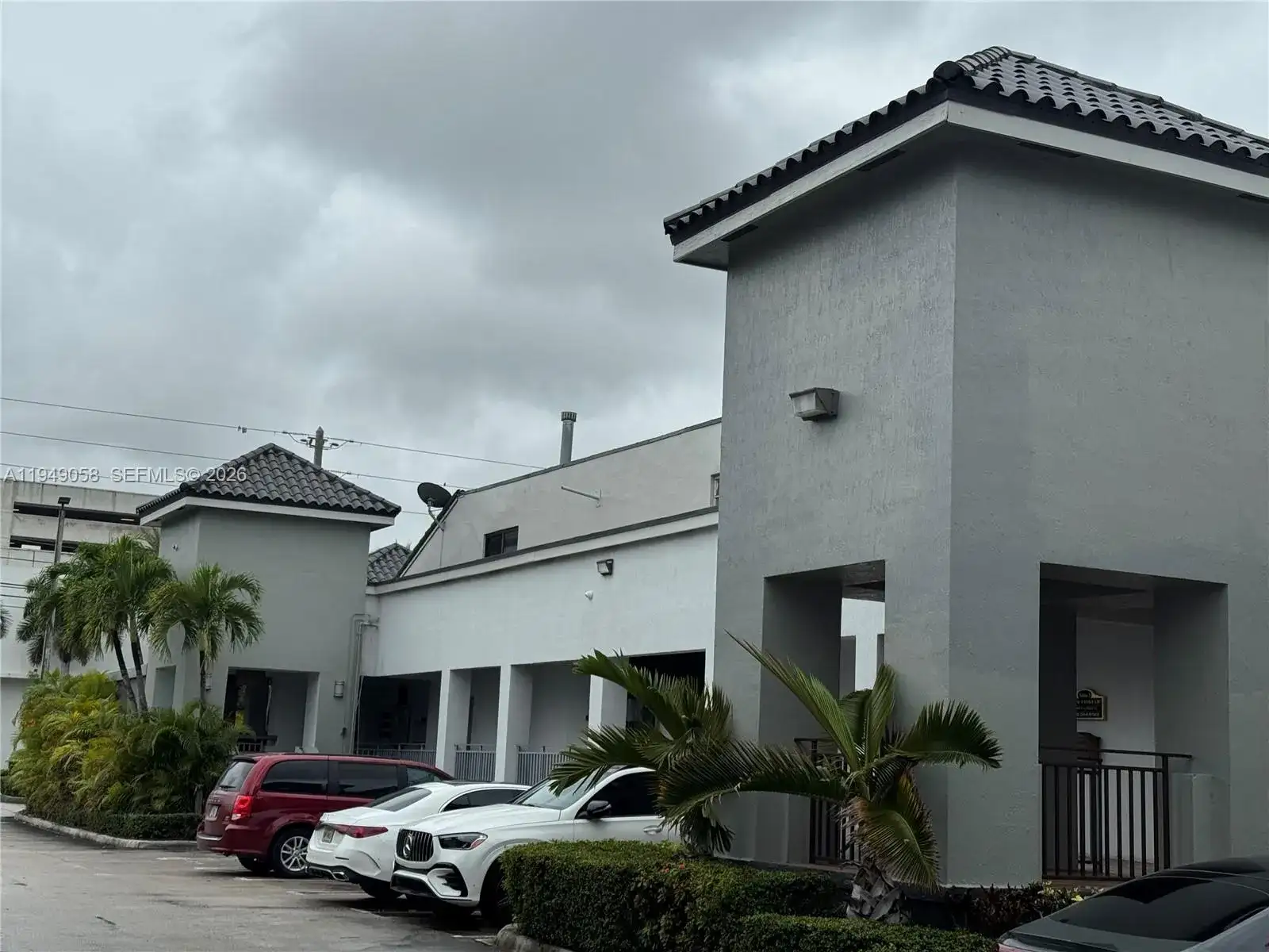 8347 NW 36th St, Doral FL 33166 photo 4