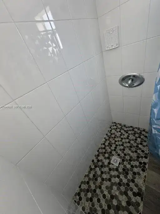 7638 N Miami Avenue # 4, Miami FL 33150 photo 3