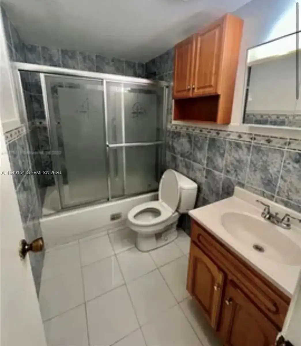 4803 NW 7th St # 14, Miami FL 33126 photo 3