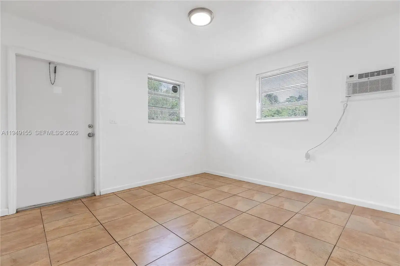 567 NW 90th St # 3, El Portal FL 33150 photo 3