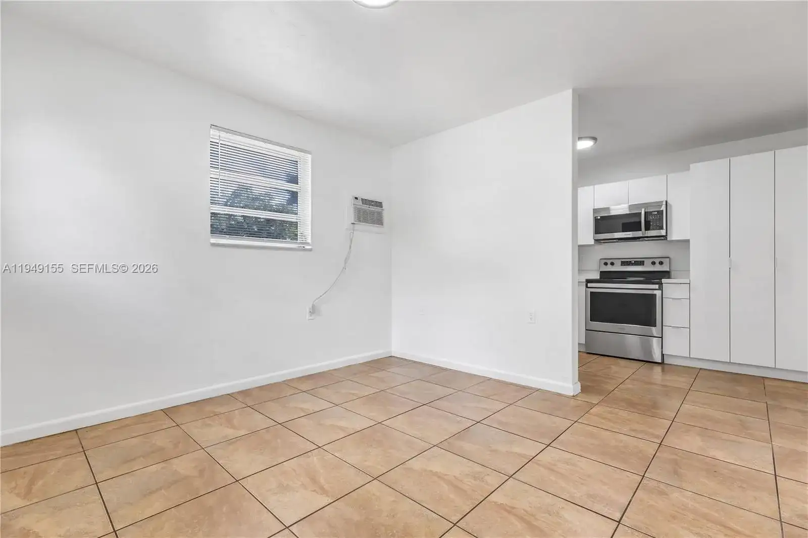 567 NW 90th St # 3, El Portal FL 33150 photo 4