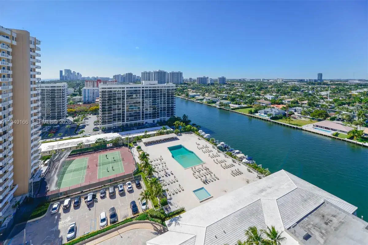 1965 S Ocean Dr # 18K, Hallandale Beach FL 33009