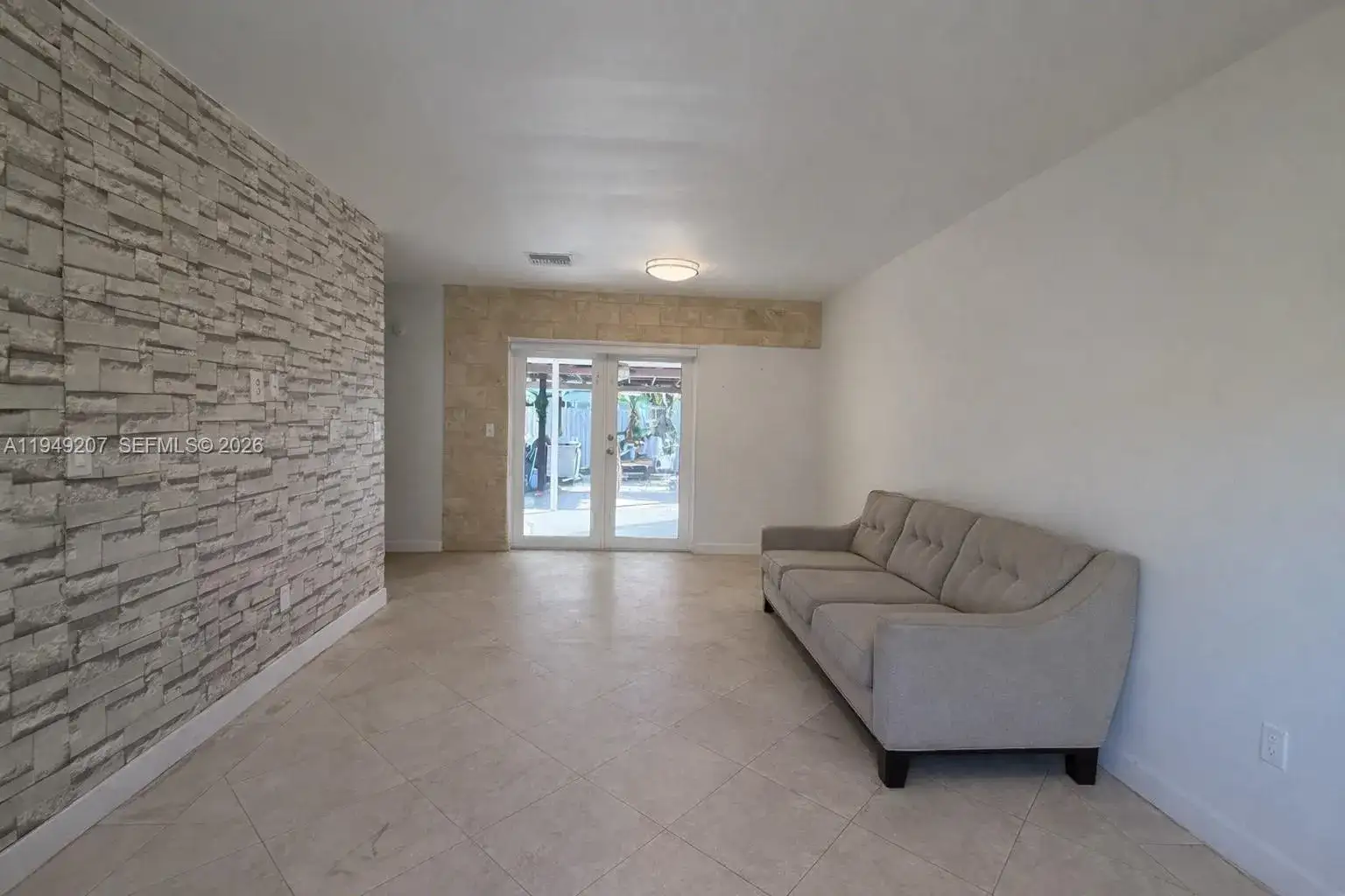 11930 SW 187th Ter, Miami FL 33177 photo 2