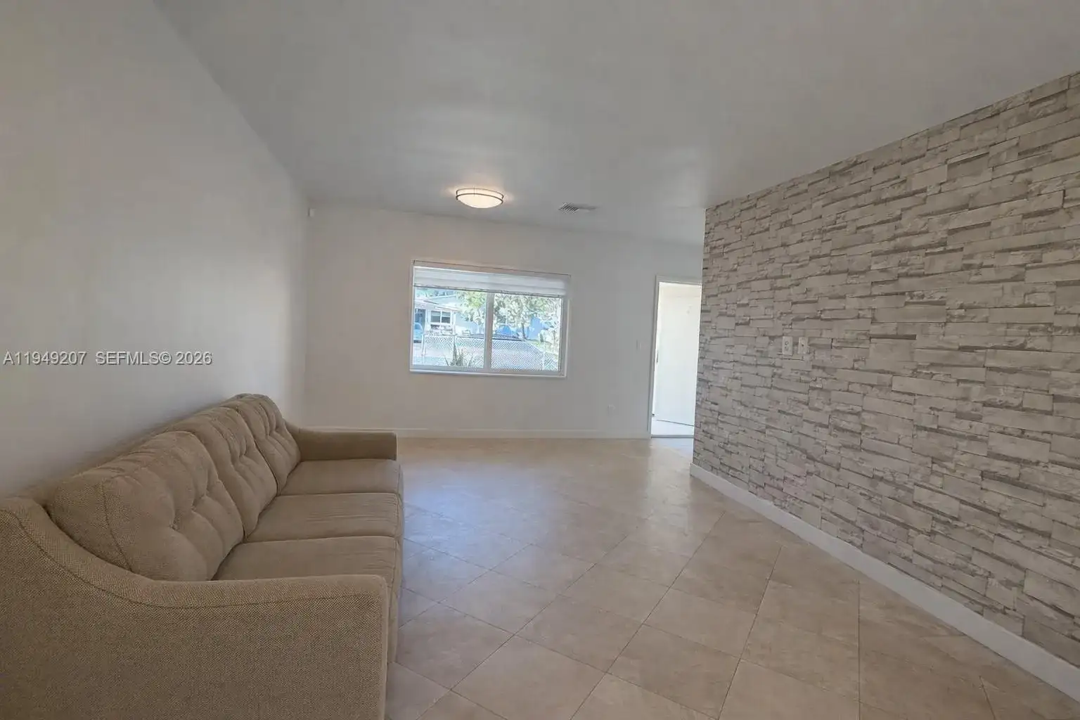 11930 SW 187th Ter, Miami FL 33177 photo 3