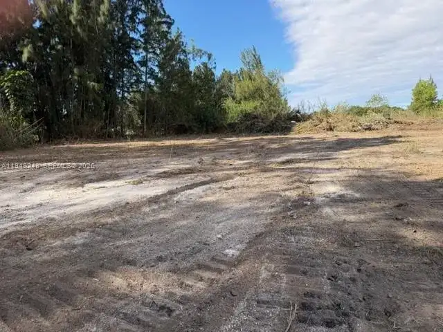 13105 SW 199th Ave, Miami FL 33177 photo 2