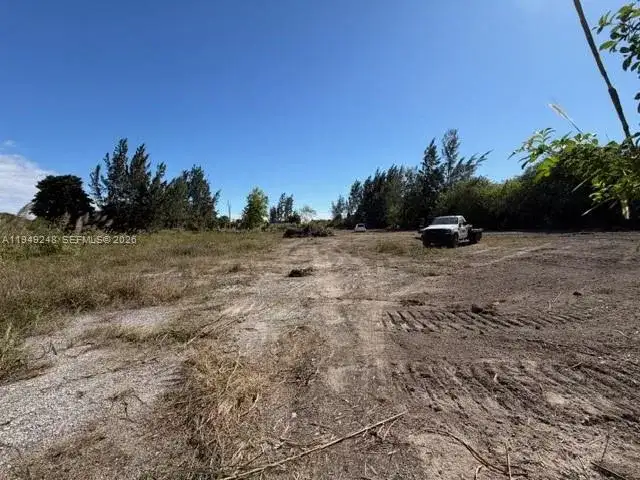 13105 SW 199th Ave, Miami FL 33177 photo 4