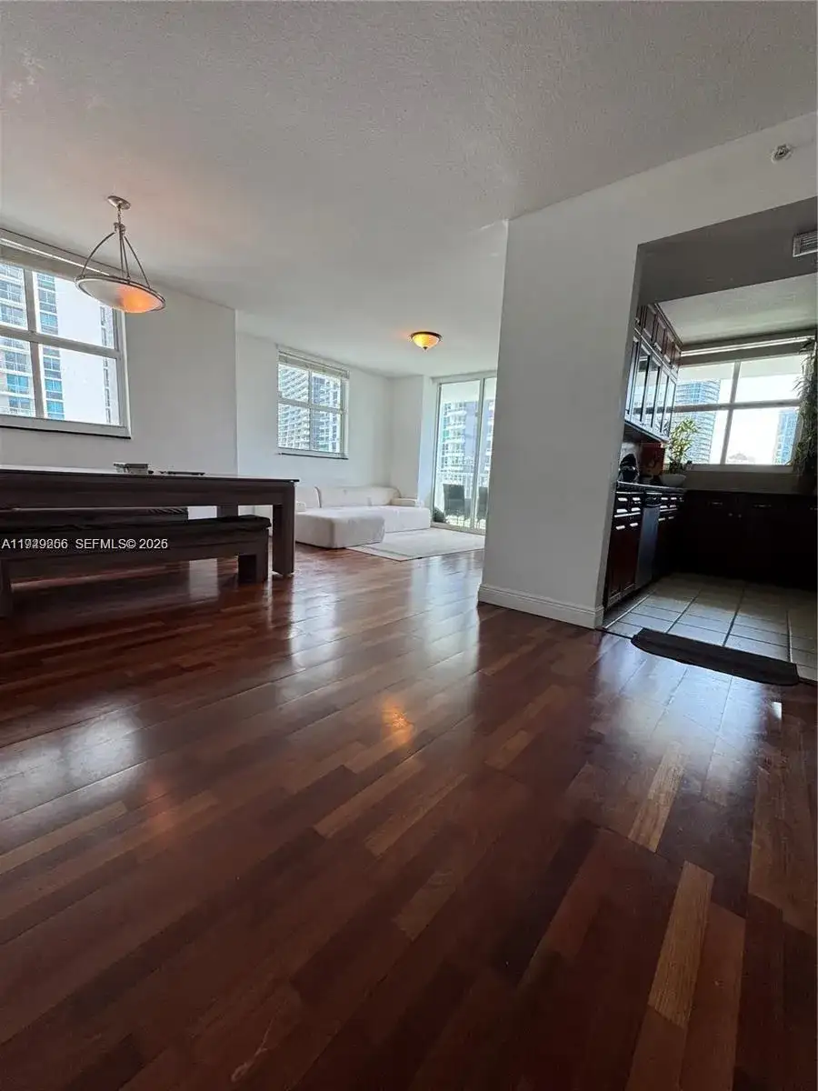 1250 S Miami Ave # 2214, Miami FL 33130 photo 2