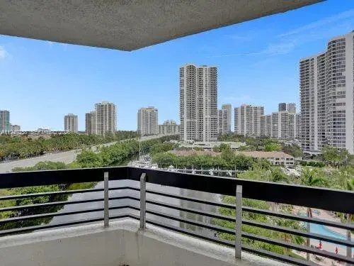 3400 NE 192nd St # 609, Aventura FL 33180
