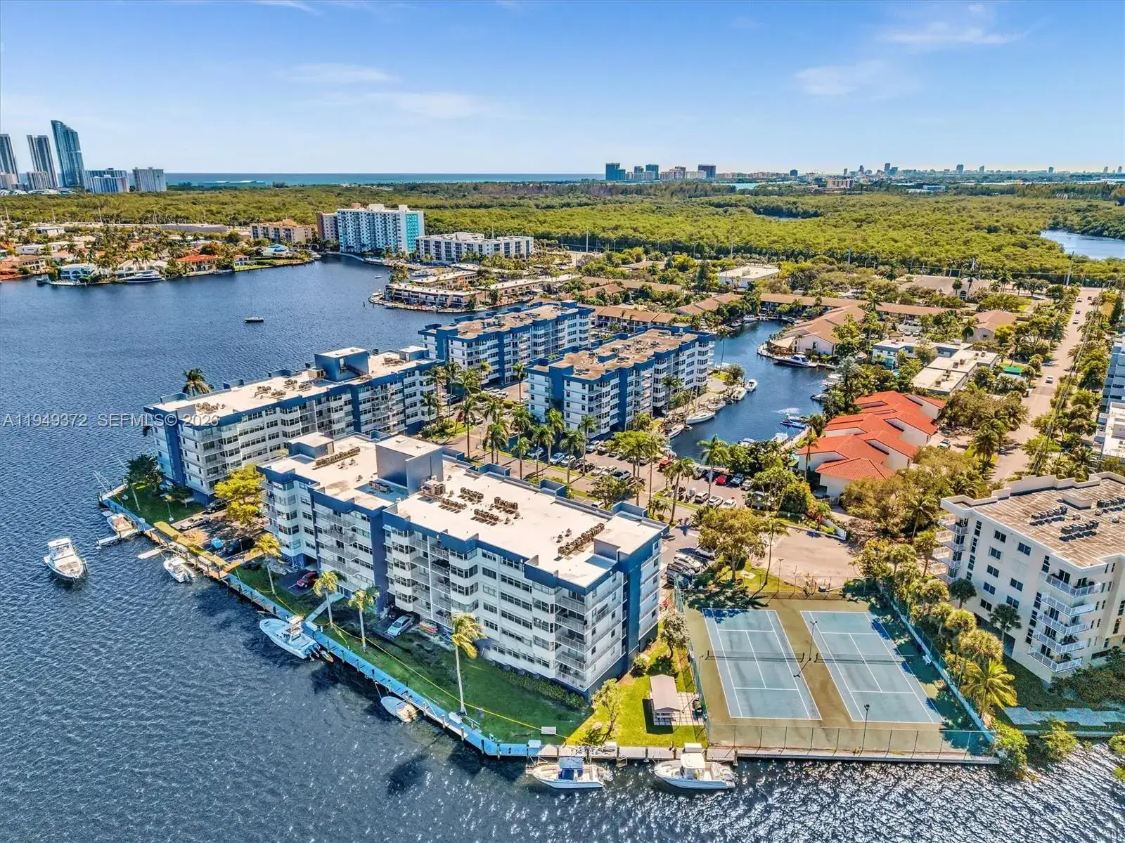 16565 NE 26th Ave # 4E, North Miami Beach FL 33160