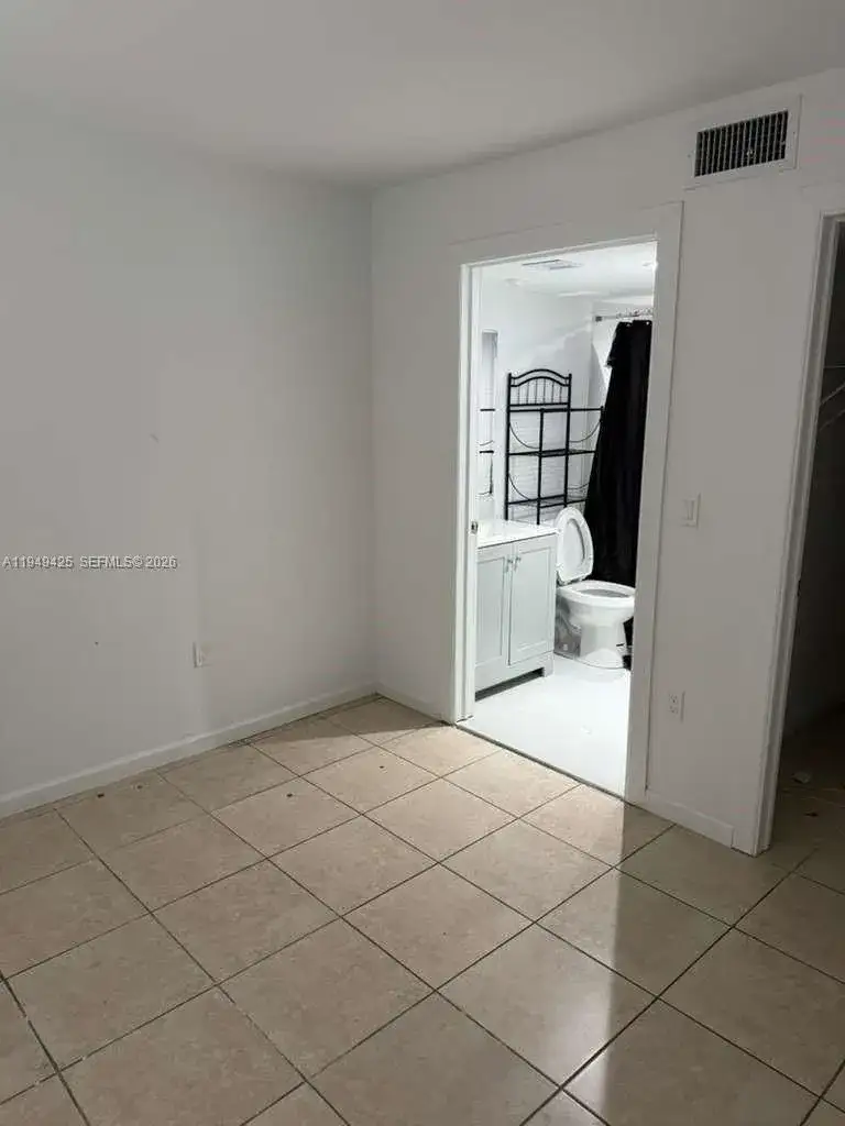 1250 SE 26th St # 102, Homestead FL 33035 photo 3