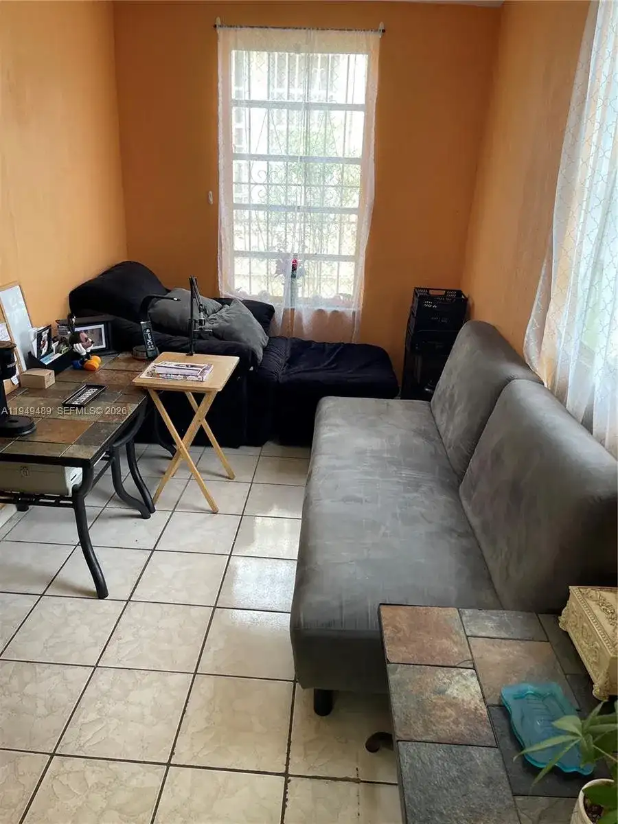 1120 NW 31st St, Miami FL 33127 photo 5