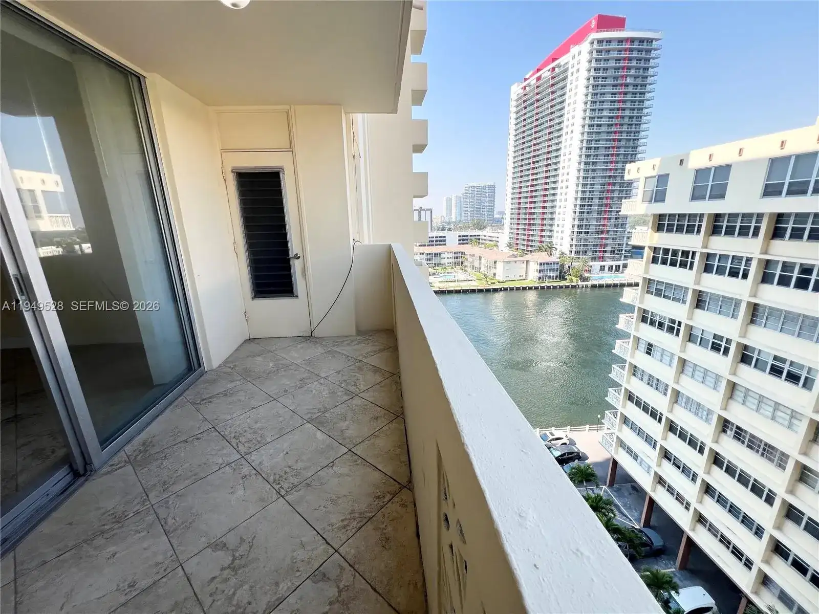 1833 S Ocean Dr # 1109, Hallandale Beach FL 33009 photo 3