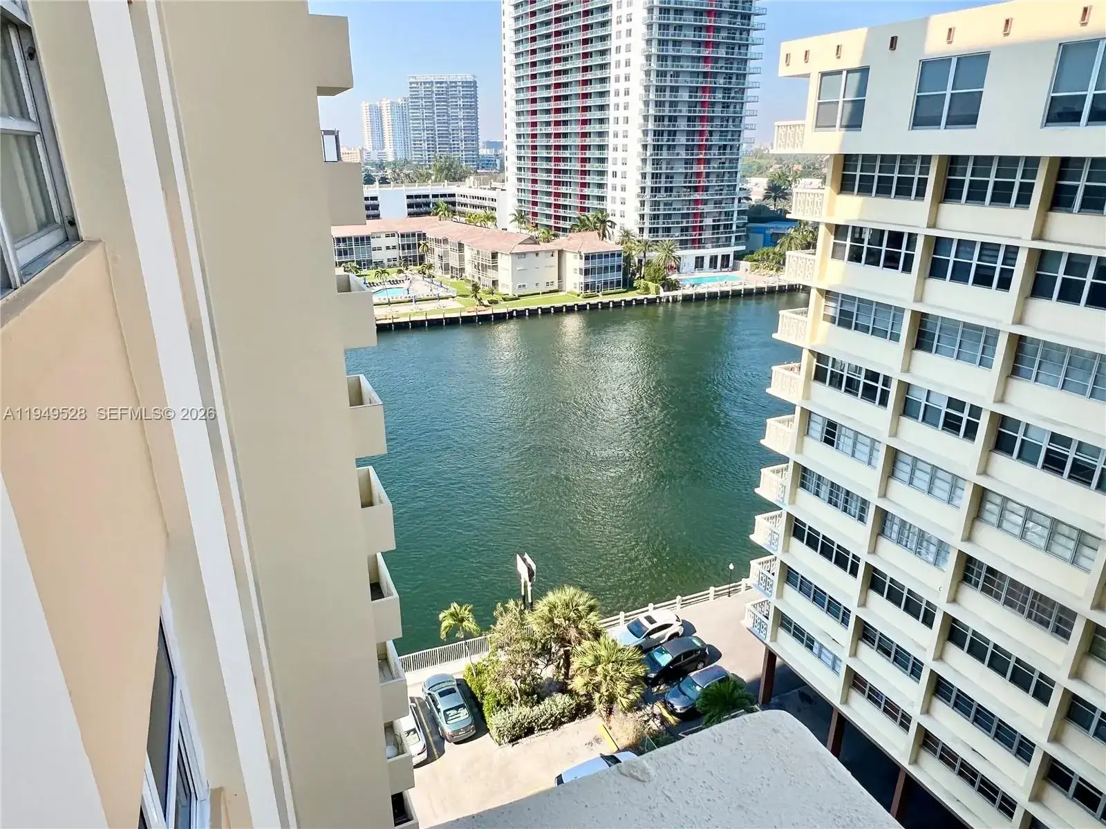 1833 S Ocean Dr # 1109, Hallandale Beach FL 33009 photo 4