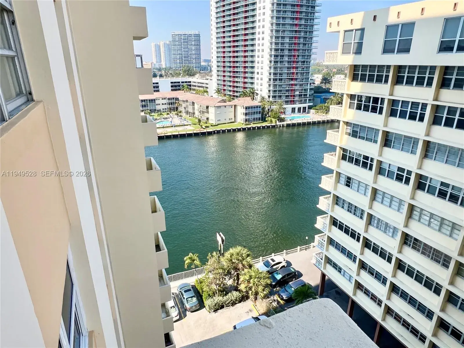 1833 S Ocean Dr # 1109, Hallandale Beach FL 33009