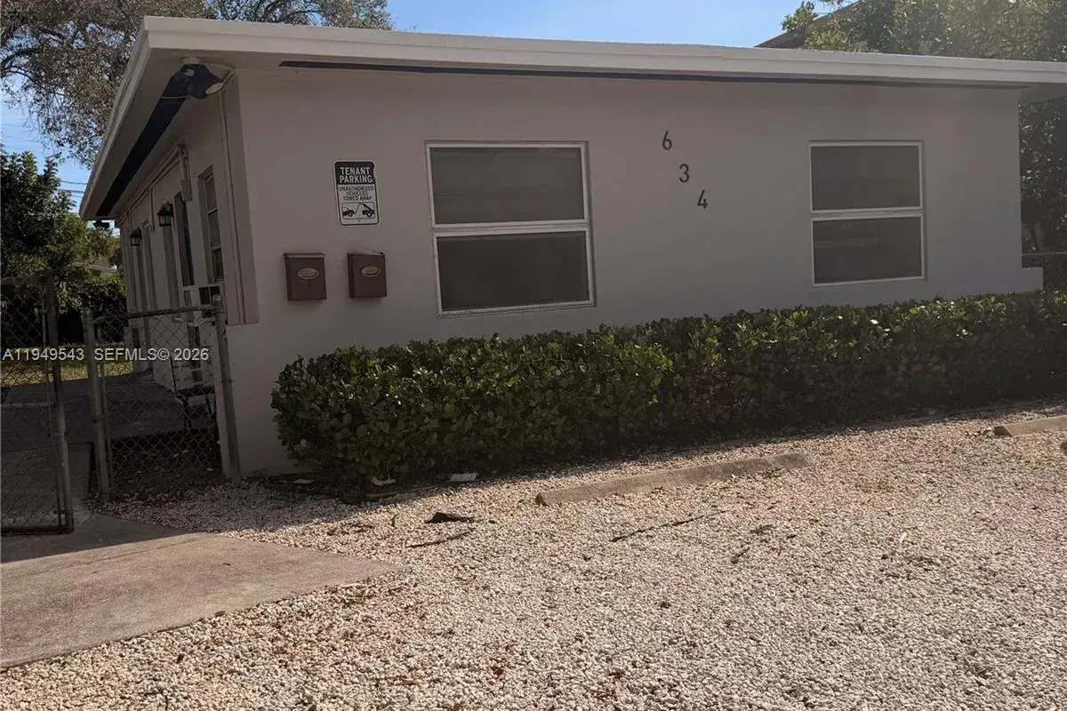 634 NW 12th Ave # 1, Fort Lauderdale FL 33311