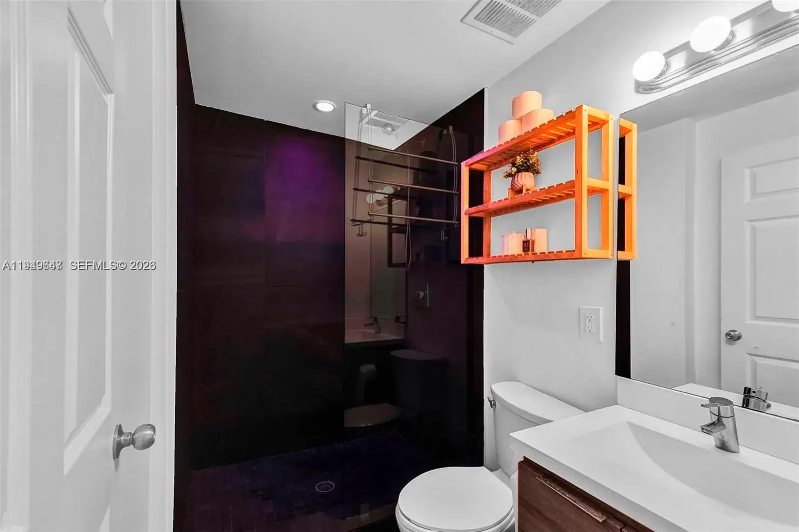 1 bedroom 1 bath Residential for sale at 1450 Meridian Ave # 102, Miami Beach FL 33139